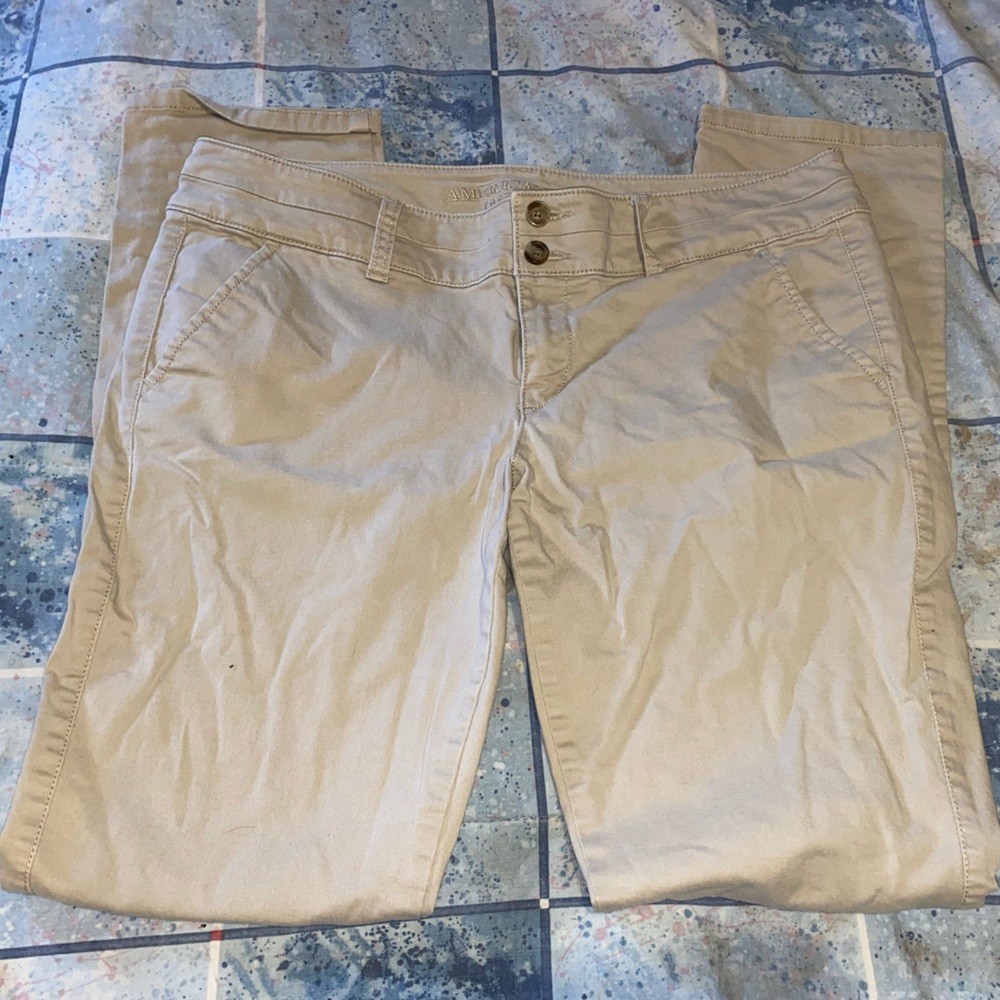 American Eagle khaki pant